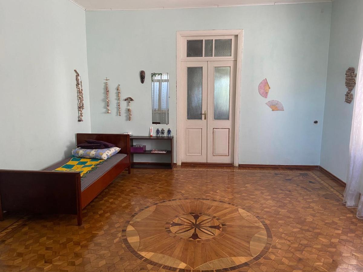 У Риты Sukhumi Bagian luar foto