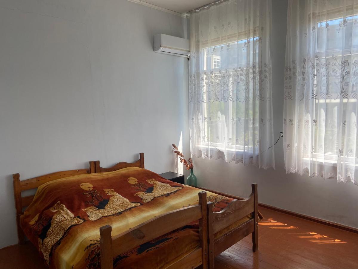 У Риты Sukhumi Bagian luar foto